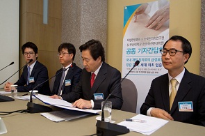 ����ħ��, �����м��� ��PAIN�� ù ����